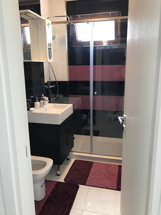 London Apartment Navodari Luaran gambar
